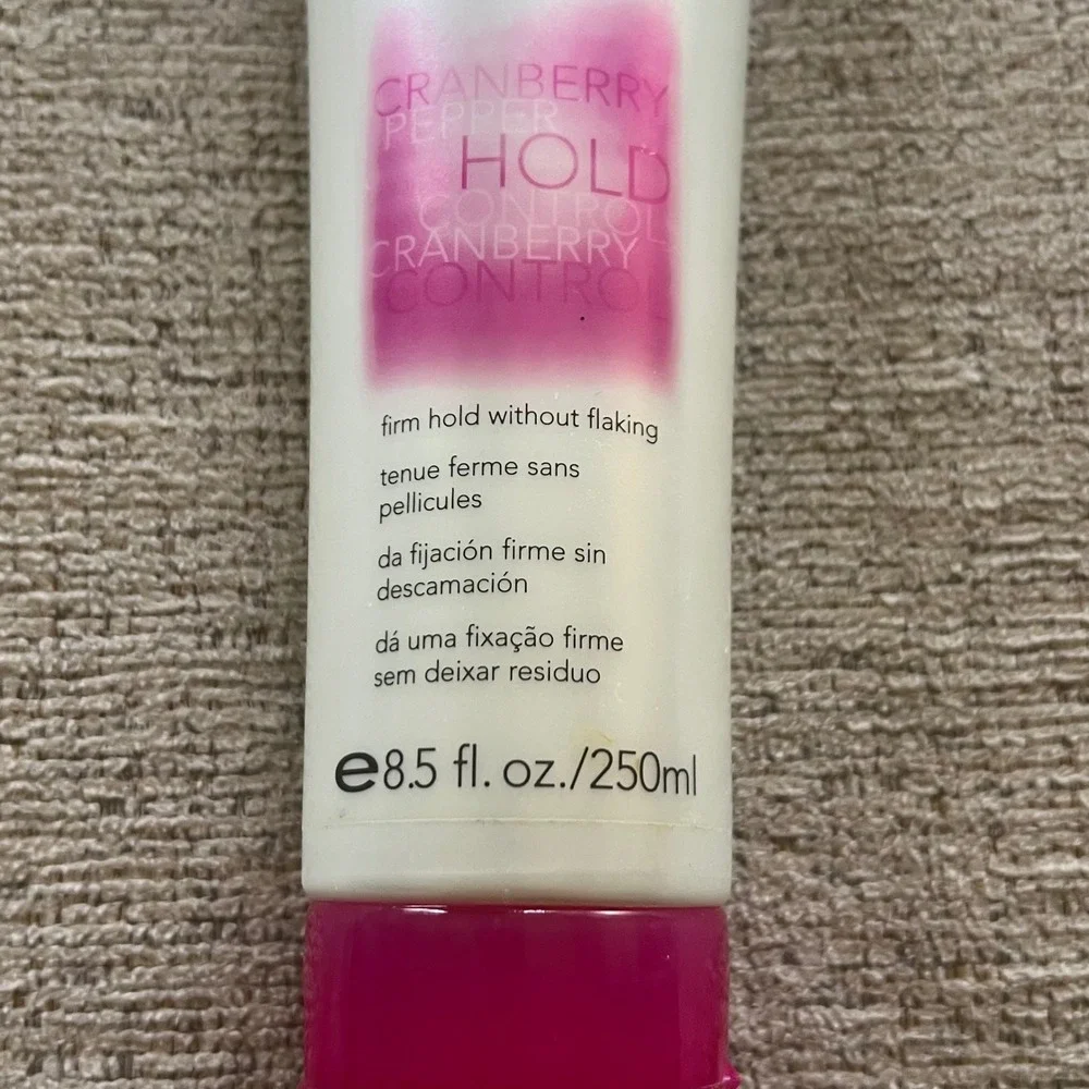 KMS California‎ Hairstay Styling Gel Cranberry Pepper Firm Hold 8.5oz 250ml